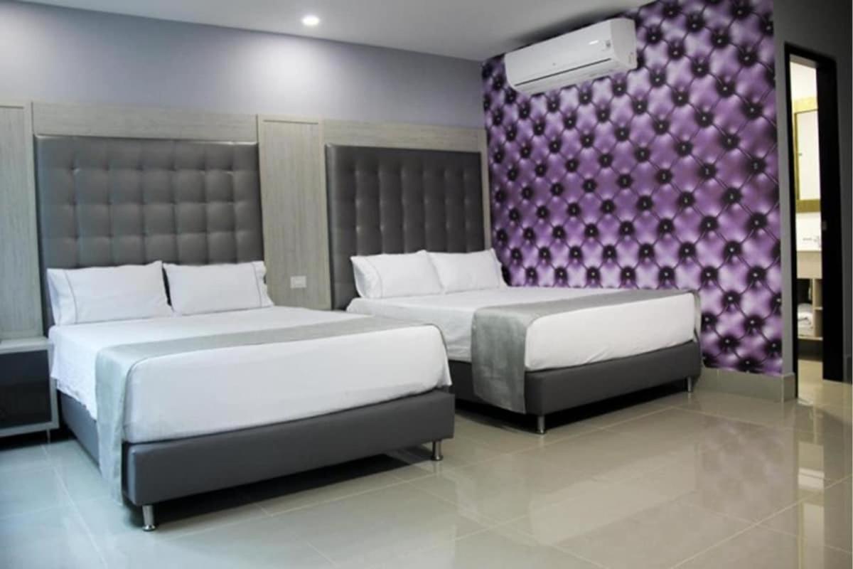 Hotel Lleras Express Μεντεγίν Εξωτερικό φωτογραφία
