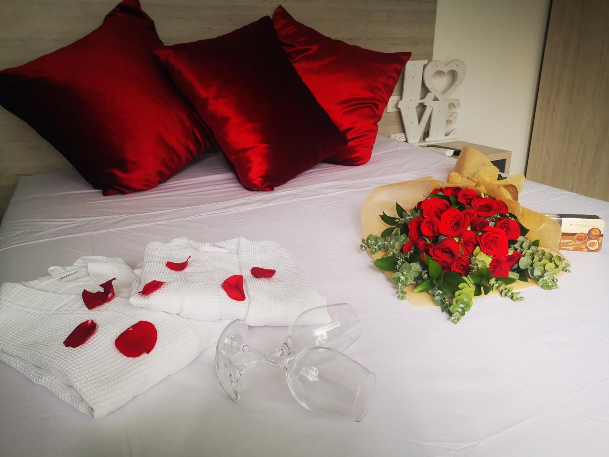 Hotel Lleras Express Μεντεγίν Εξωτερικό φωτογραφία
