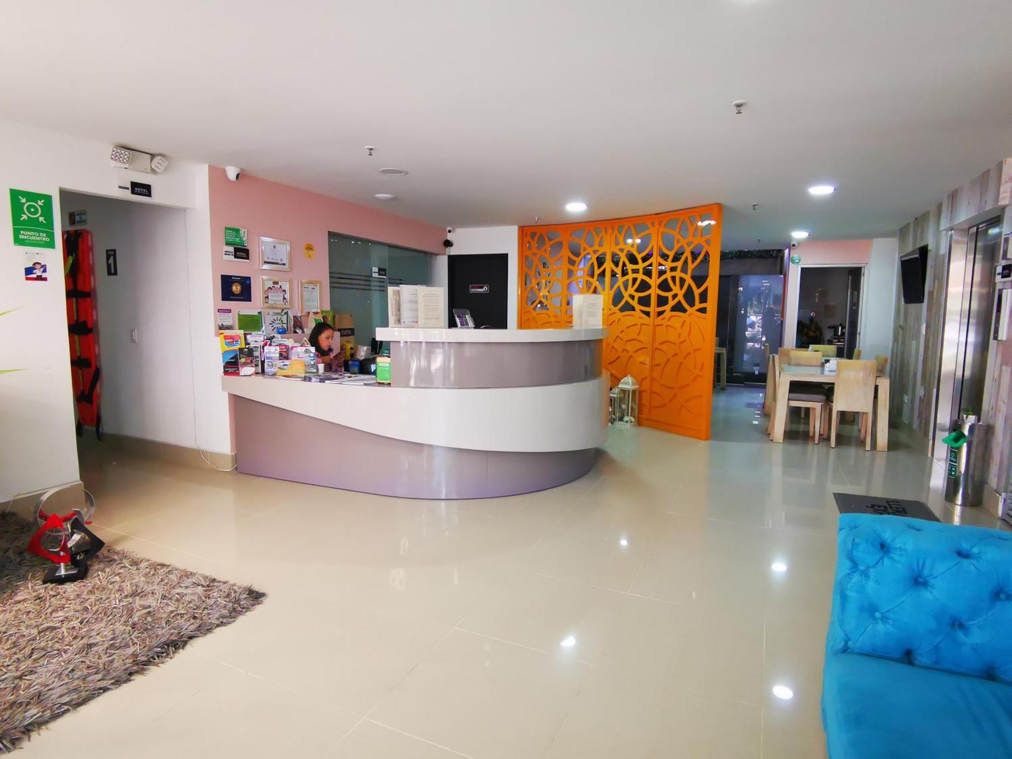 Hotel Lleras Express Μεντεγίν Εξωτερικό φωτογραφία