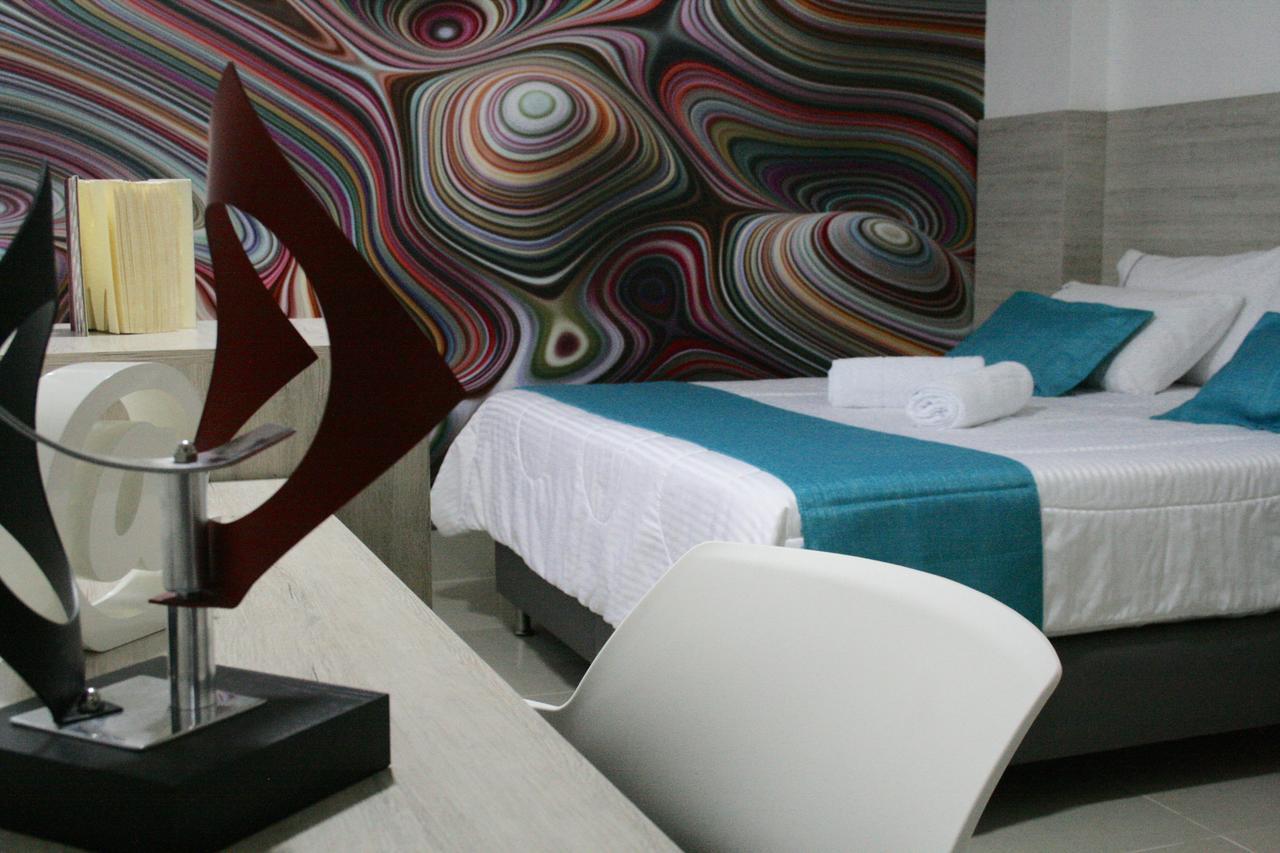 Hotel Lleras Express Μεντεγίν Εξωτερικό φωτογραφία